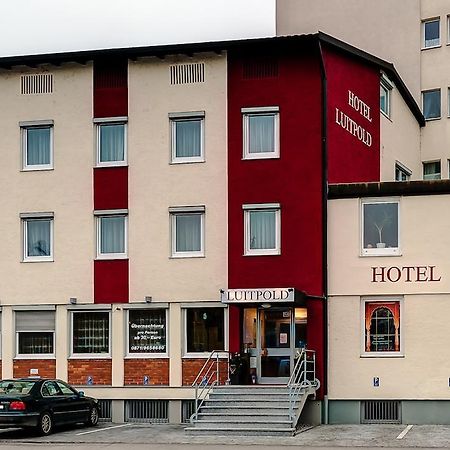 Hotel Luitpold Landshut Bagian luar foto