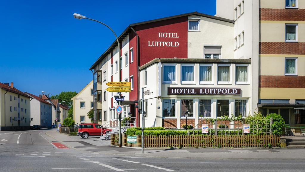 Hotel Luitpold Landshut Bagian luar foto