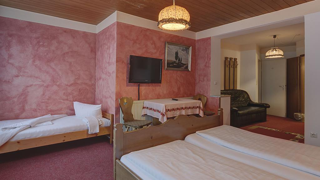 Hotel Luitpold Landshut Ruang foto