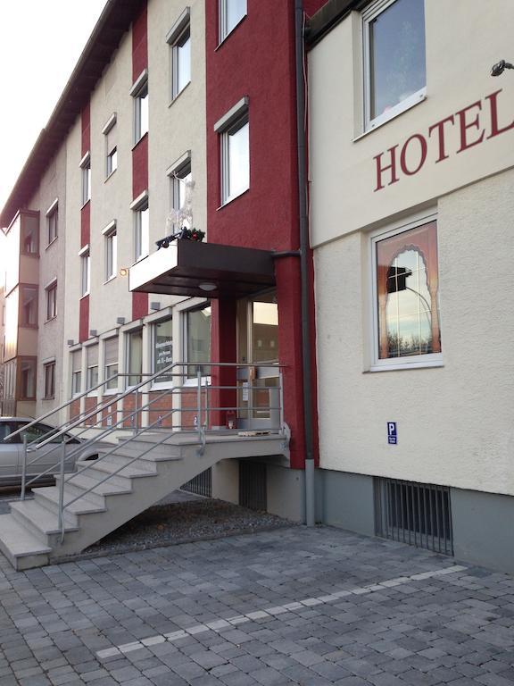 Hotel Luitpold Landshut Bagian luar foto